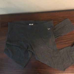 Victoria’s Secret PINK grey leggings medium
